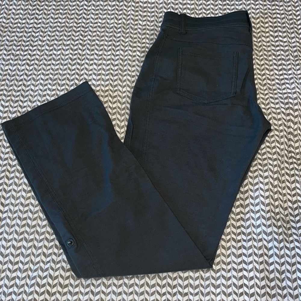 Women’s Kuhl hiking pants.